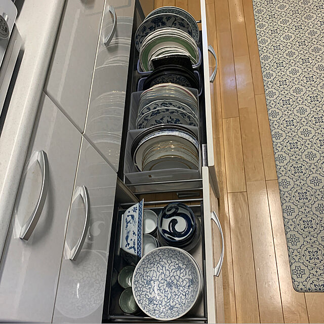 yukarin-gardenのニトリ-お手入れ簡単 水拭きできる キッチン用クッションフロアマット ワイドサイズ(タイル BL 60X240) の家具・インテリア写真