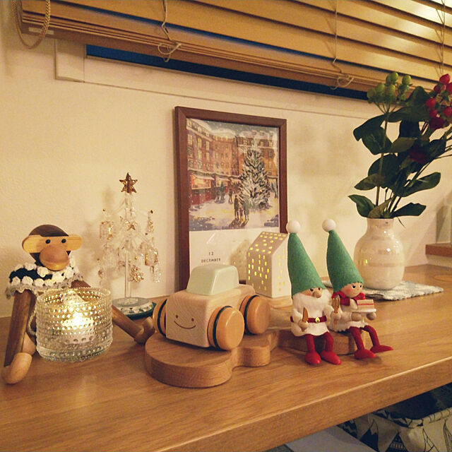 unimaruの-ノルディカニッセ 2体セットA フォークとナイフを持ったサンタ × ケーキを持った女の子 NORDIKA nisse クリスマス 雑貨 木製 人形 北欧の家具・インテリア写真