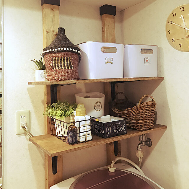 Unokiの-WAKAI　ディアウォール　ダークブラウン（濃茶）　ツーバイフォー材　2×4材専用壁面突っ張りシステム　上下パッドセット　DWS90DBの家具・インテリア写真