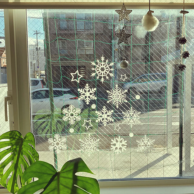 minminの-クリスマス 飾り ウォールステッカー 雪 壁紙 剥がせる 装飾 飾りつけ インテリアシールの家具・インテリア写真