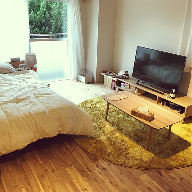 yumのトシ・シミズ-洗える マイクロファイバー ラグ ラグマット colette 直径 190 円形 厚手 北欧 2層ウレタン ウォッシャブル 軽い 床暖房 おしゃれ おすすめの家具・インテリア写真