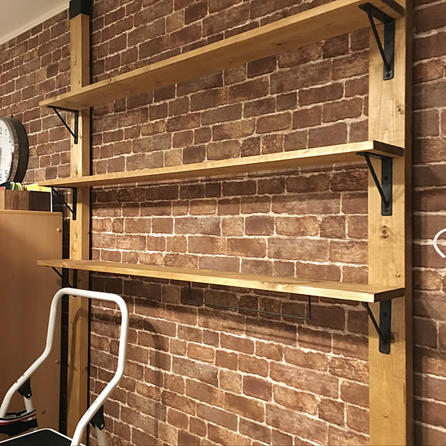 写真付きレビュー 壁紙 レンガ のり付き ナチュラルレンガの国産壁紙 全12柄から選べる 1m単位 切り売り 生のりつき 届いてすぐ貼れる クロス 貼り替え リフォーム 石目調 カフェ風 カジュアルの通販商品 口コミ情報 Roomclipショッピング