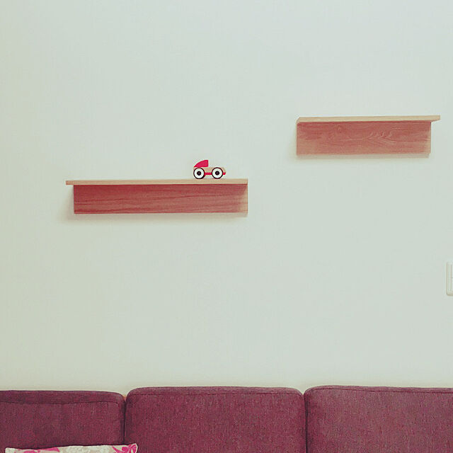 era0512nanaのニトリ-ピンで取付け 壁掛け飾り棚フック付き40ブラウン の家具・インテリア写真