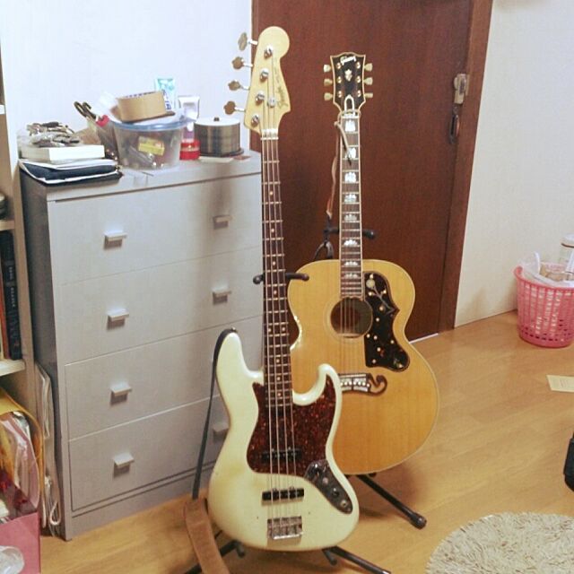 Buscemiの-Fender USA フェンダー American Standard Jazz Bass Olympic White Mapleの家具・インテリア写真