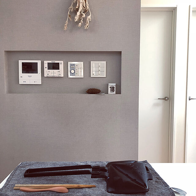 yoko1978の無印良品-麻クロス 厚地 厚地 生成×黒の家具・インテリア写真