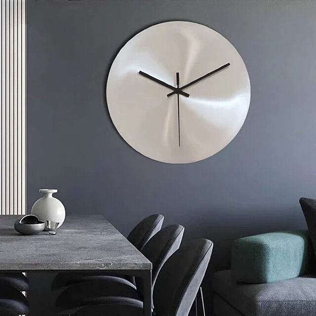 N2interiorの-2size メタリックモダン掛け時計の家具・インテリア写真