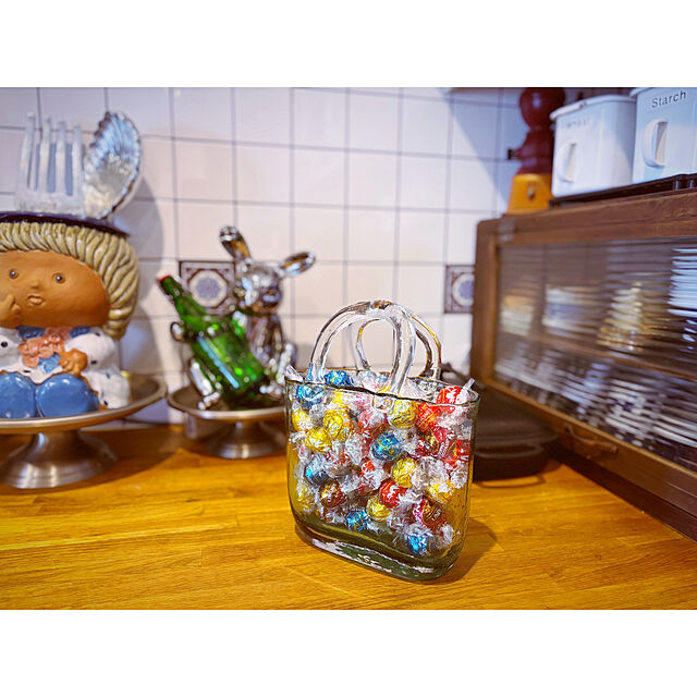 municoの-yazi 花瓶 ガラス フラワーベース 透明 おしゃれ 大 一輪挿し 花器 北欧風 ガラスベース インテリア 可愛いバッグ型 取って付き 花びん 高さの家具・インテリア写真