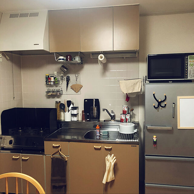chanの-AQUA アクア 冷蔵庫（272L・右開き） 3ドア AQR-27J AQR27J／家電 キッチン 冷蔵庫 冷凍庫 ウォームホワイト ミスティシルバーの家具・インテリア写真