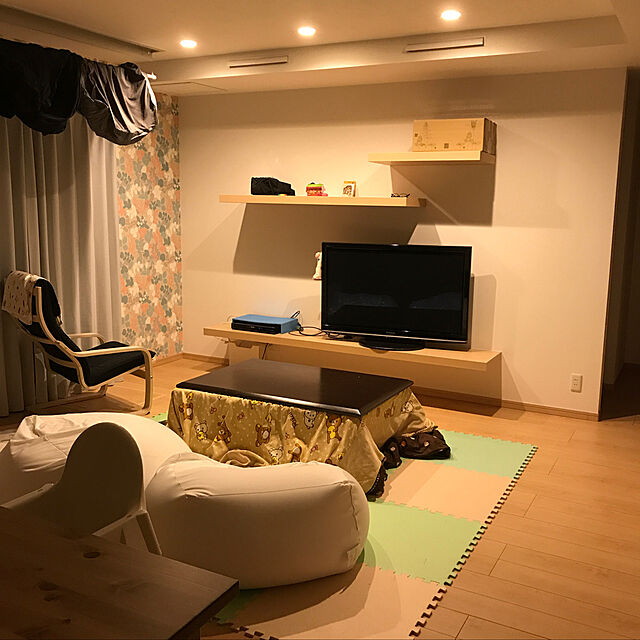 erkのニトリ-遮光2級・防炎・315サイズカーテン(パレット グレー 100X110X2) の家具・インテリア写真