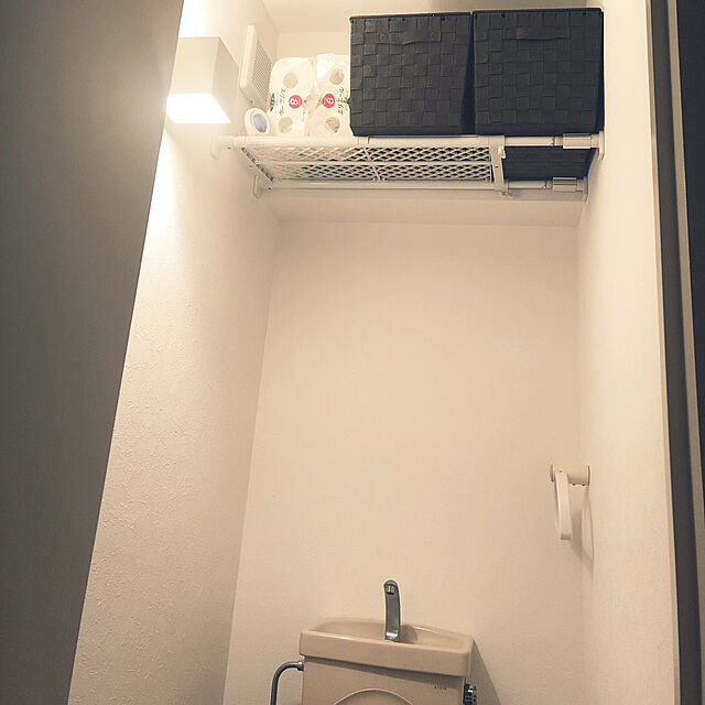 torocoのニトリ-メッシュワイドつっぱり棚(MW73-112) の家具・インテリア写真