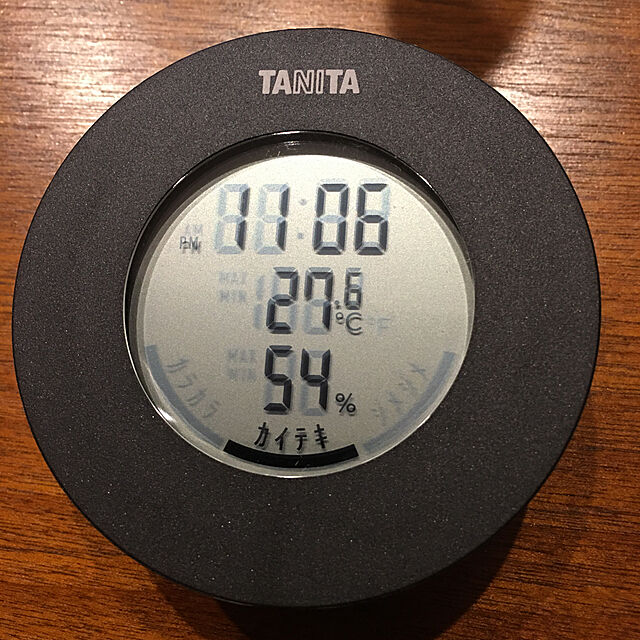 happy-sachiのタニタ-タニタ 温湿度計 時計 温度 湿度 デジタル 卓上 マグネット ホワイト TT-585 WHの家具・インテリア写真