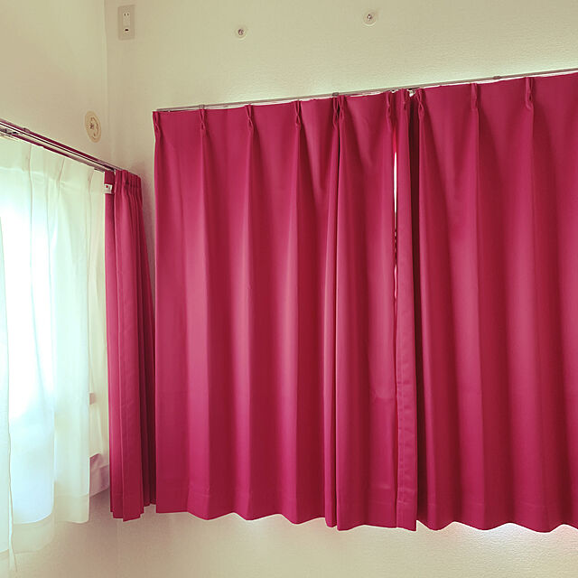 lil-lil-lilyのニトリ-遮光1級・遮熱・防炎・156サイズ・45色 ピンク(KPI-2 100×140×2) の家具・インテリア写真