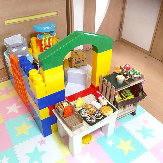 merutoの-トイザらス ジャストライクホーム どこでもあそべる！しまえるキッチンの家具・インテリア写真