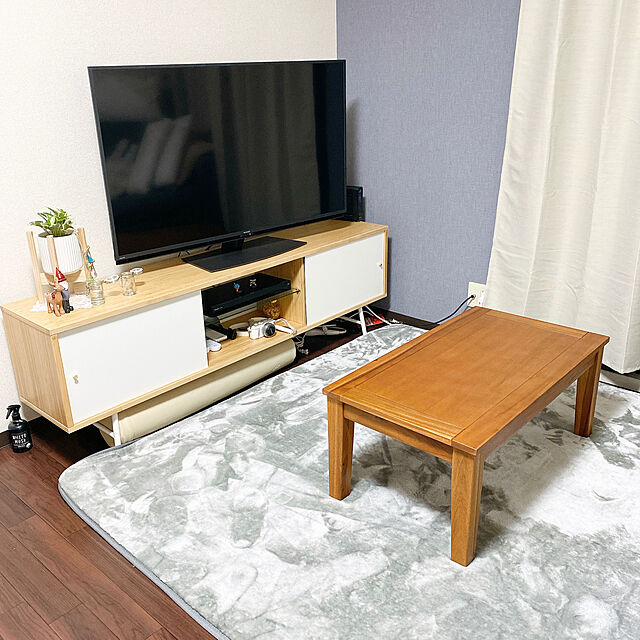 Rictyのイケア-SVENARUM スヴェナルム テレビ台 引き戸付きの家具・インテリア写真