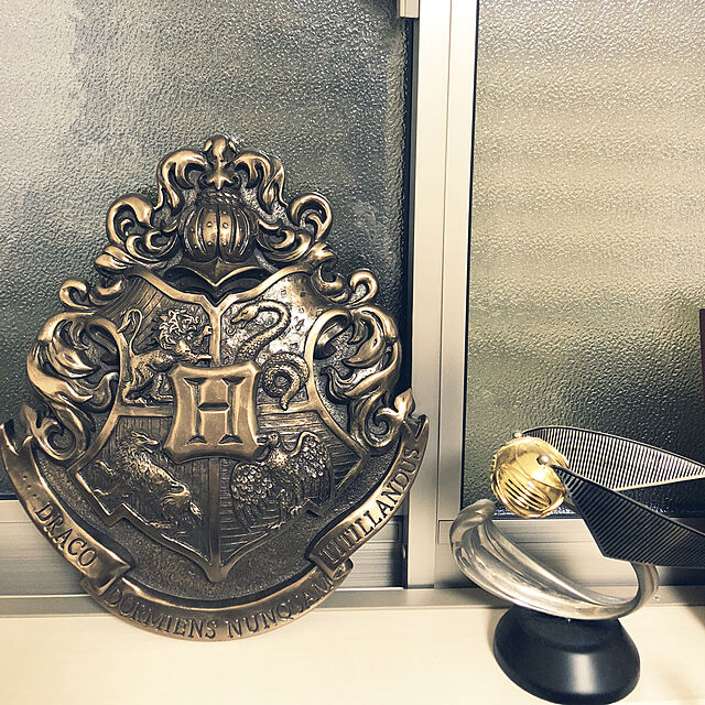 aの-ハリー・ポッターホグワーツ紋章ウォールアート Harry Potter Hogwarts Crest Wall Artの家具・インテリア写真