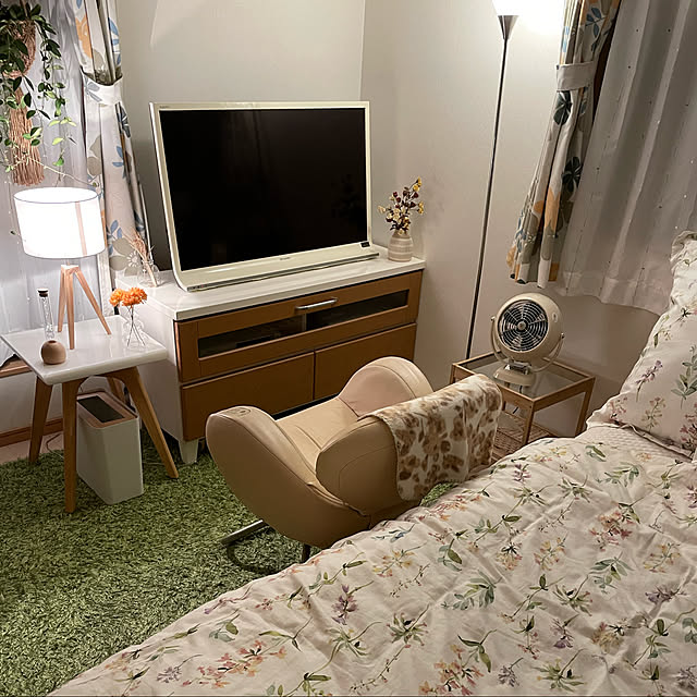 natsuのエルックス-TRIPOD トリポッド テーブルライト ELUXの家具・インテリア写真