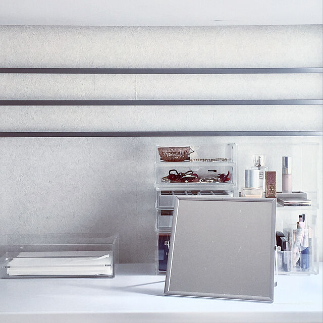Shinoyaの無印良品-【まとめ買い】重なるアクリルケース２段フタ付引出の家具・インテリア写真