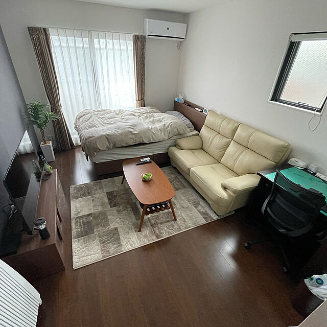Baronのニトリ-セミダブルベッドフレーム(ヴァイン 浅型/MBR) の家具・インテリア写真