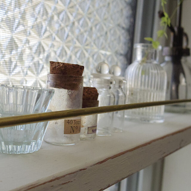 akane-miltyのYosoo-Yosoo ガラスフィルム 窓用フィルム 窓ガラスフィルム 遮光 断熱 UVカット プライバシー対策 食器棚 ベランダ (ダイヤモンド45 x 200cm)の家具・インテリア写真