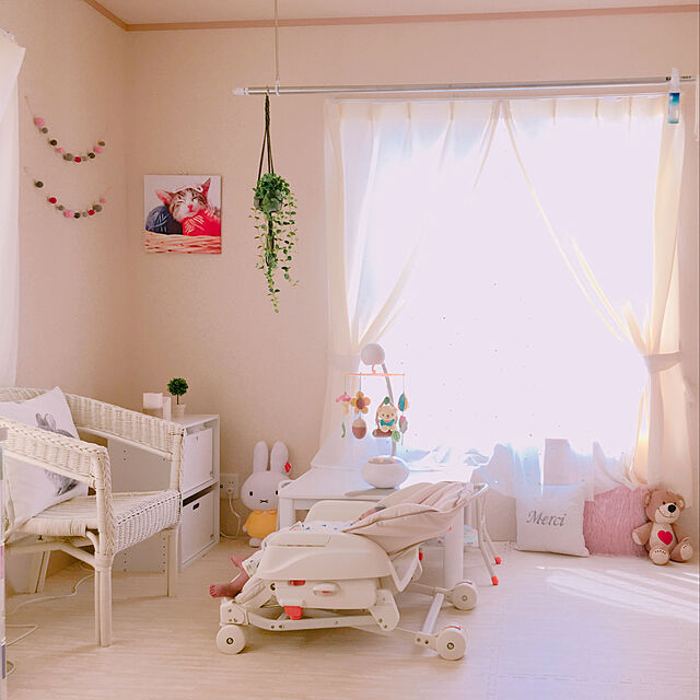 Phansaのニトリ-既製レースカーテン（ムーンスター 100X176X2) の家具・インテリア写真
