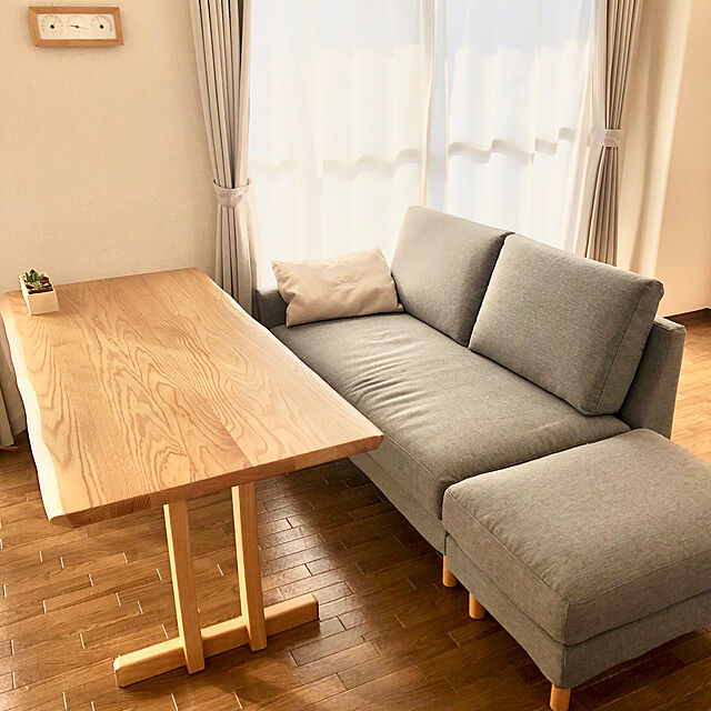 poncoのニトリ-リビングダイニングテーブル(オークエスト15070 NA) の家具・インテリア写真