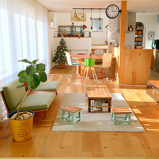 Rinの-デザインチェアクッション ラウンド35cm / ターコイズ×パステルターコイズの家具・インテリア写真