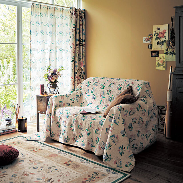 BelleMaisonの-【まとめ買いでお得】UVカット・遮熱・遮像プリントレースカーテン"チェックの花束"の家具・インテリア写真