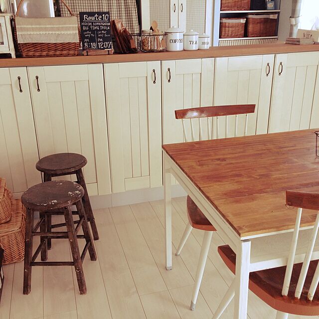 Yukaringoの-アクシス キャニスターセットL O/L ホワイト（HS1151）/ アンティーク レトロ 雑貨 キッチンの家具・インテリア写真