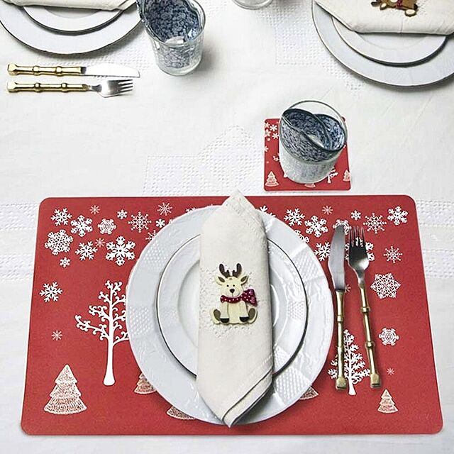aiojapanの-クリスマス 赤 ランチョンマット 6枚セット コースター6枚付き サンタ クリスマスカラー ディナー 食事 ランチ テーブル デコレーション の家具・インテリア写真