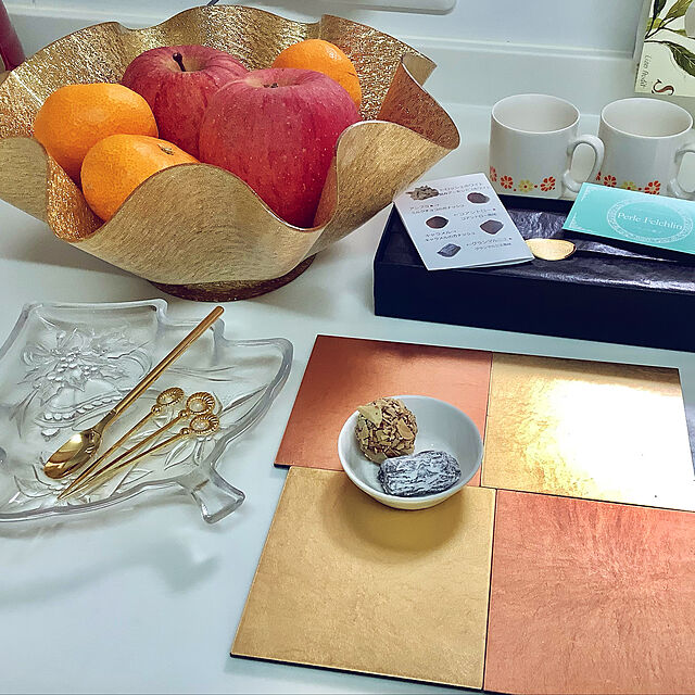 haruminの-HAKU LA TABLE（ハク ラ ターブル） コースター同色2枚組（約10×10cm） ゴールド 【通販】の家具・インテリア写真