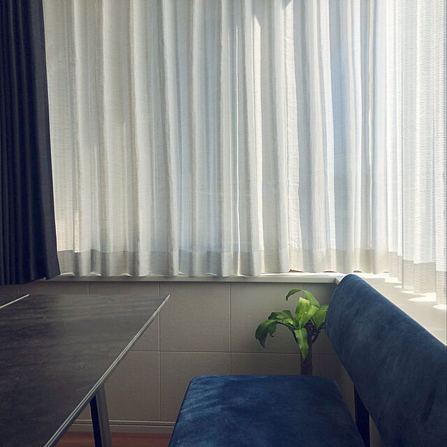 lilyのニトリ-遮光1級・遮熱・防炎カーテン(ファイン ネイビー 100X190X2) の家具・インテリア写真