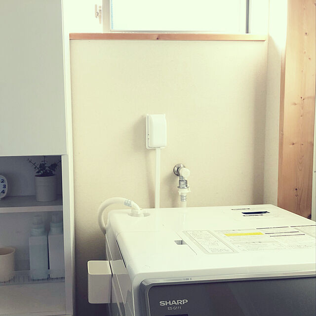 harukokoのシャープ-シャープ SHARP ドラム式洗濯乾燥機(ヒートポンプ乾燥) ゴールド系 左開き(ヒンジ左) 幅640mm 奥行728mm DDインバーター搭載 洗濯11kg/乾燥6kg ES-G111-NLの家具・インテリア写真