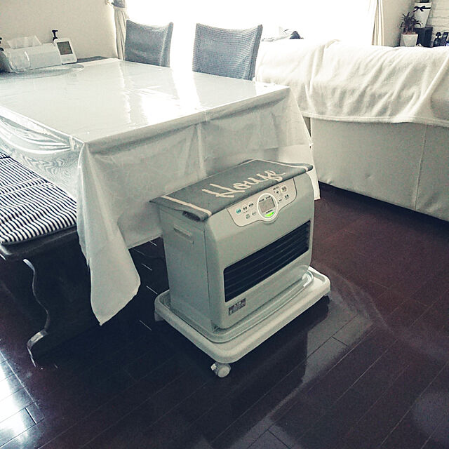 yuzu-chanのコロナ-石油ファンヒーター コロナ Gシリーズ シェルホワイト(W) FH-G5717BY コロナ (D)の家具・インテリア写真