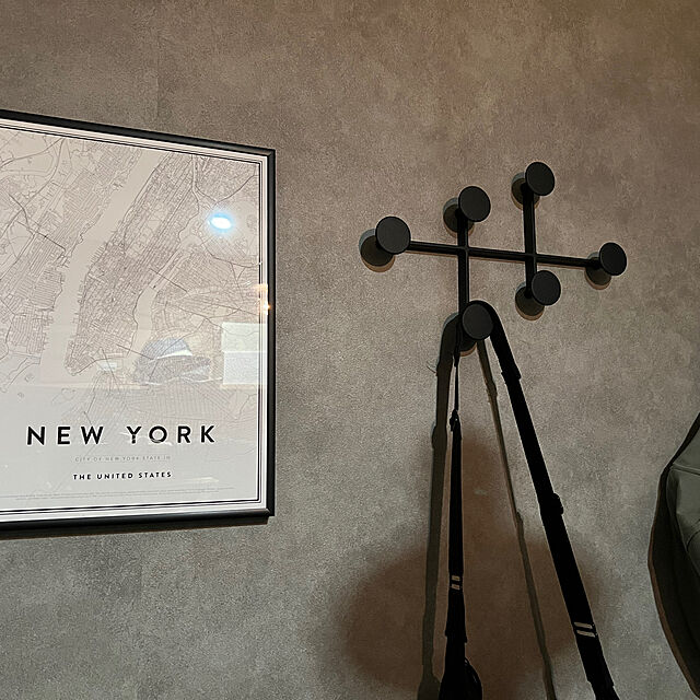 Nobuhikoの-◎MENU メニュー アフタールームコートハンガー[北欧のおしゃれなコート掛け 玄関や部屋の壁につける帽子掛けにもなるアイアンのハンガーラック 壁掛けのフック]の家具・インテリア写真