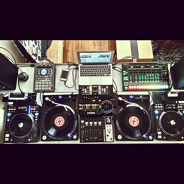PrePolicのD&M-DENON DN-S3700 DJ CDプレーヤー ブラックの家具・インテリア写真