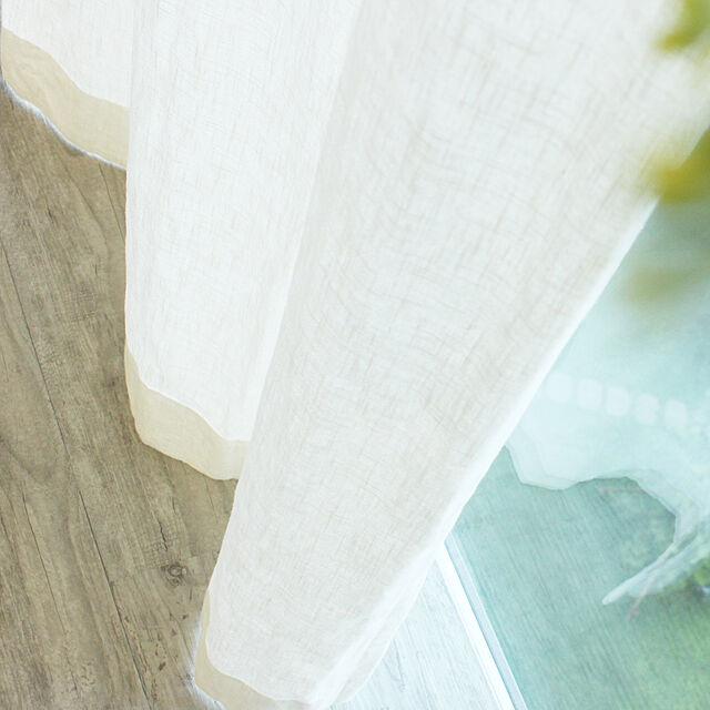 KOSMUの-オーダーカーテン リネンカーテン 麻 ドレープ 1枚 厚手 透けない ホワイト 天然素材 おしゃれ 無地 シンプル タッセルプレゼントの家具・インテリア写真