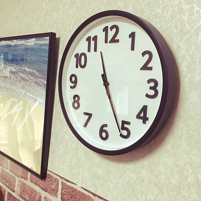 papyの-電波時計 ウォールクロック 壁掛時計 壁掛け アナログ時計 時計 白 黒 モノトーンの家具・インテリア写真