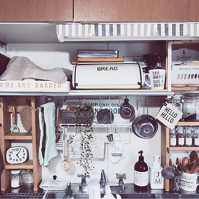 emiの-MAKE UP[メイクアップ] La boutique BY MAKE UP ホーロー琺瑯 アンティーク調 蓋付ソープディッシュ(ホワイト) 40代 50代の家具・インテリア写真