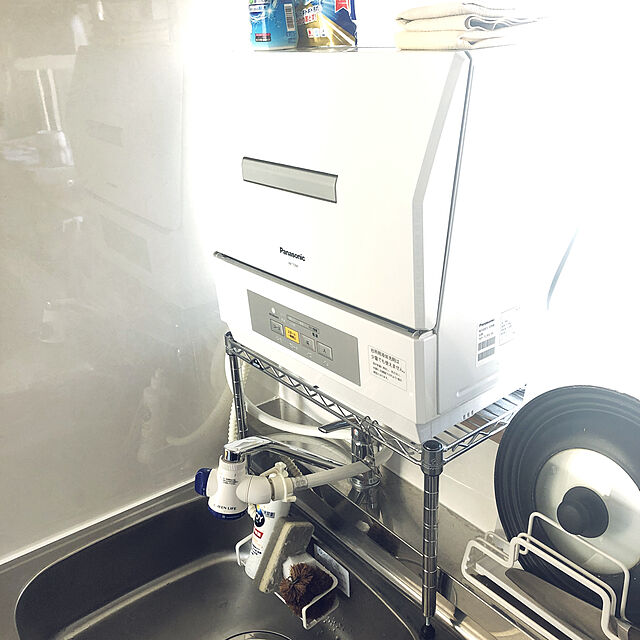 mahaのパナソニック(Panasonic)-パナソニック 食器洗い乾燥機「プチ食洗」（3人用・食器点数18点） NP−TCR4−W　（ホワイト）の家具・インテリア写真