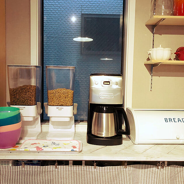 suzyのGRANDUER-OXO Soft Works カウンタートップシリアルディスペンサー シリアル保存容器 食品保存の家具・インテリア写真