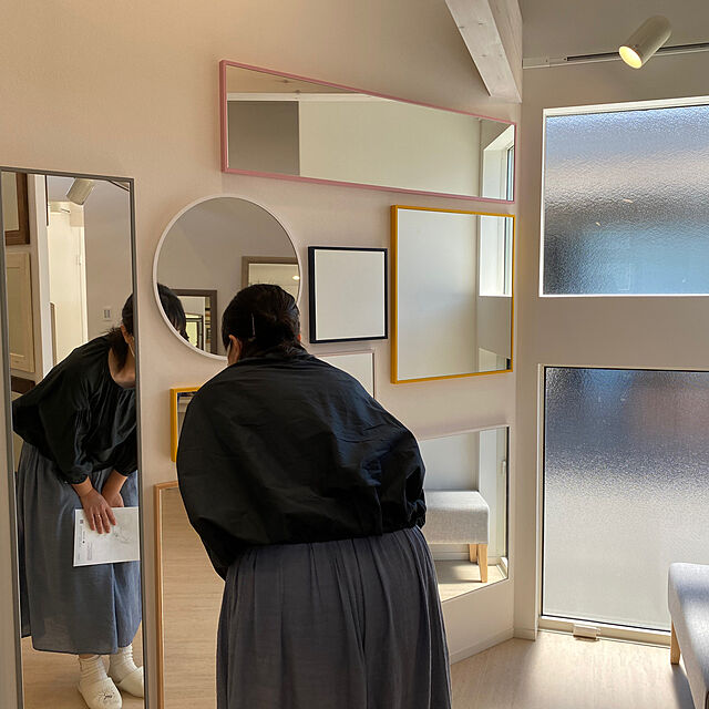 SENNOKIの-リブラ　42x153cm　全12色　姿見　壁掛けミラー　全身鏡の家具・インテリア写真