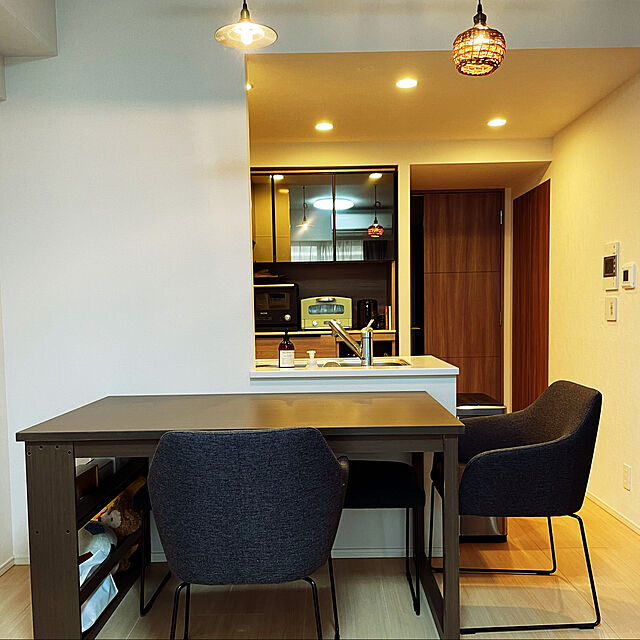 nikoのイケア-SKUMPARP スクムパルプ ダイニングテーブルの家具・インテリア写真