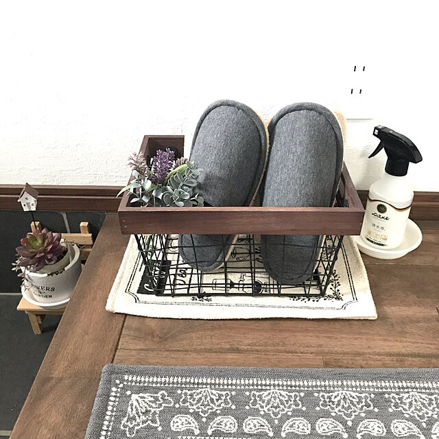 pinkheartのニトリ-ゴブラン織り フロアマット(バンダ GY 55X85) の家具・インテリア写真