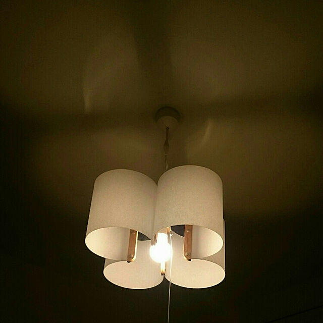komogomoの-hom papillon ワーロン 木製 2灯 ペンダントライト LED 6畳の家具・インテリア写真