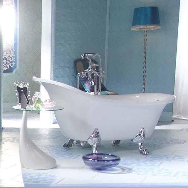 写真付きレビュー 猫足バスタブ 浴槽 おしゃれ かわいい ホテル アンティーク風 置き型 排水 追い焚き インテリア Diy リフォーム リノベーション 海外 洋式 新築 賃貸 部屋 物件 アパート 店舗 スタジオ ショールーム メーカー 輸入 高級 重さ サイズ 幅1600 奥行き7