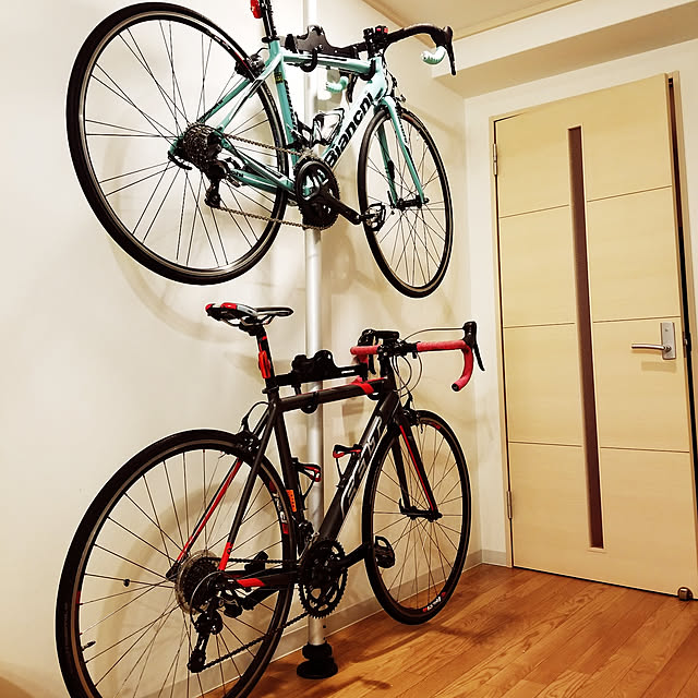 KBrownの-送料無料 ポイント10倍 / タワー型 自転車ラック（バイク スタンド）の家具・インテリア写真