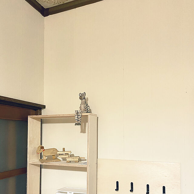shimaumaのニッペホームプロダクツ-ペンキ 水性 塗料 ニッペ 体に安全 低臭 防カビ 水性塗料 | 水性エコファミリー 0.7Lの家具・インテリア写真