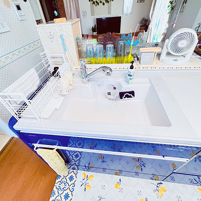 uki-uki77のニトリ-【デコホーム商品】拭けるキッチン用クッションフロアマット(PVC レモン柄 n-ss 45X180) の家具・インテリア写真