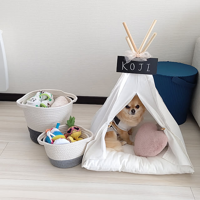 kojikojiの-四角スクエア Mサイズ ペットテント ティピーテント 犬 猫テント 室内テント＆クッションセット ペットハウス 無地 ナチュラルホワイトの家具・インテリア写真