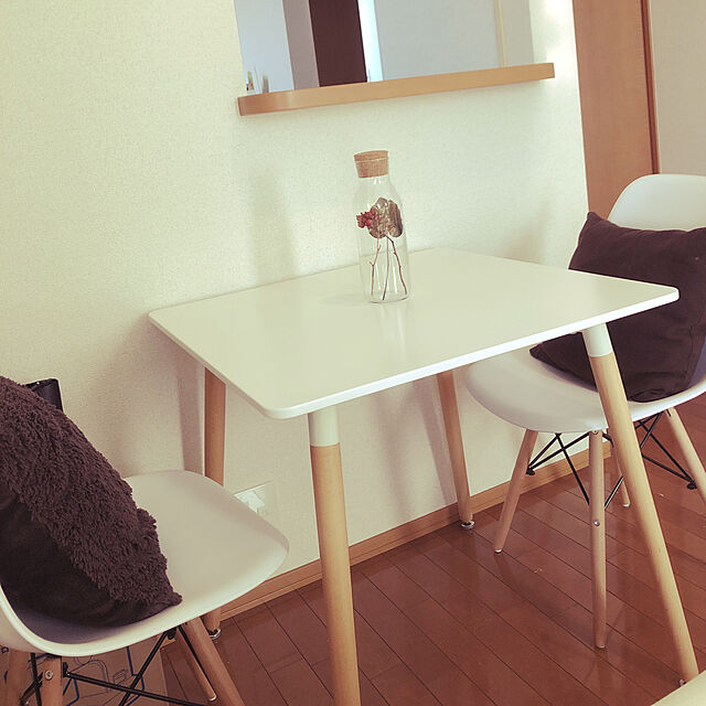 kuriya_tonの山善-[山善] ダイニングテーブル 幅70×奥行70×高さ70cm Plarea コンパクト リプロダクト品 組立品 ブラック PRT-70(BK) 在宅勤務の家具・インテリア写真